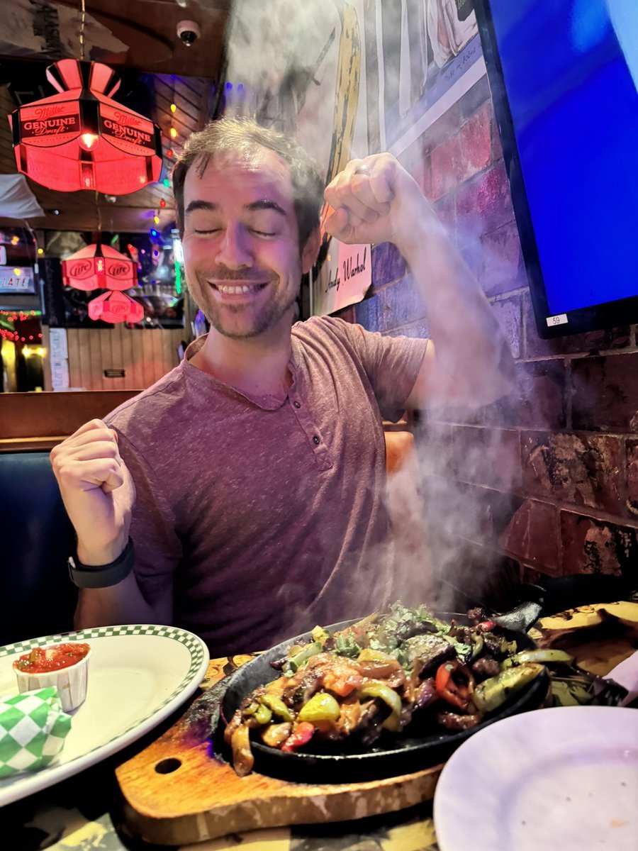 Yoawlanda The smith tweet media