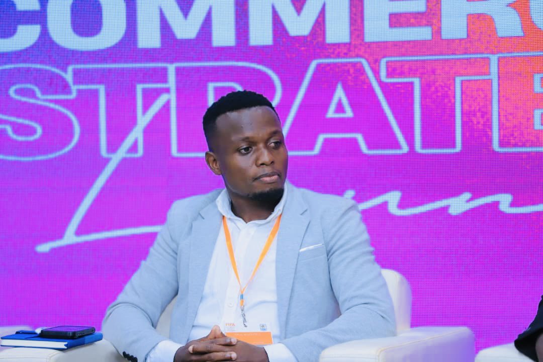 Paul Mucureezi tweet media