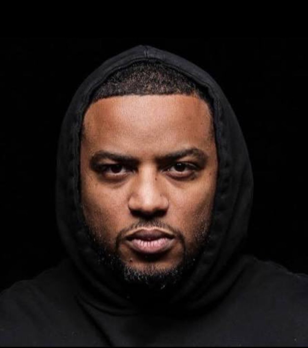 تحب تتابع التختيم عند 
ملزلز رتويت 
فهد سال لايك 
تحب غيرهم تعليق