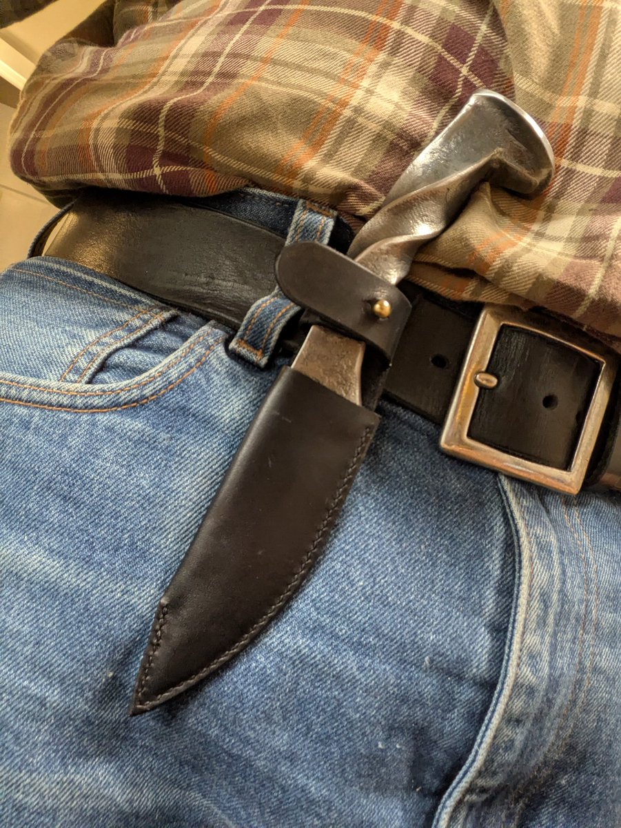 Fang & Fur Leather tweet media