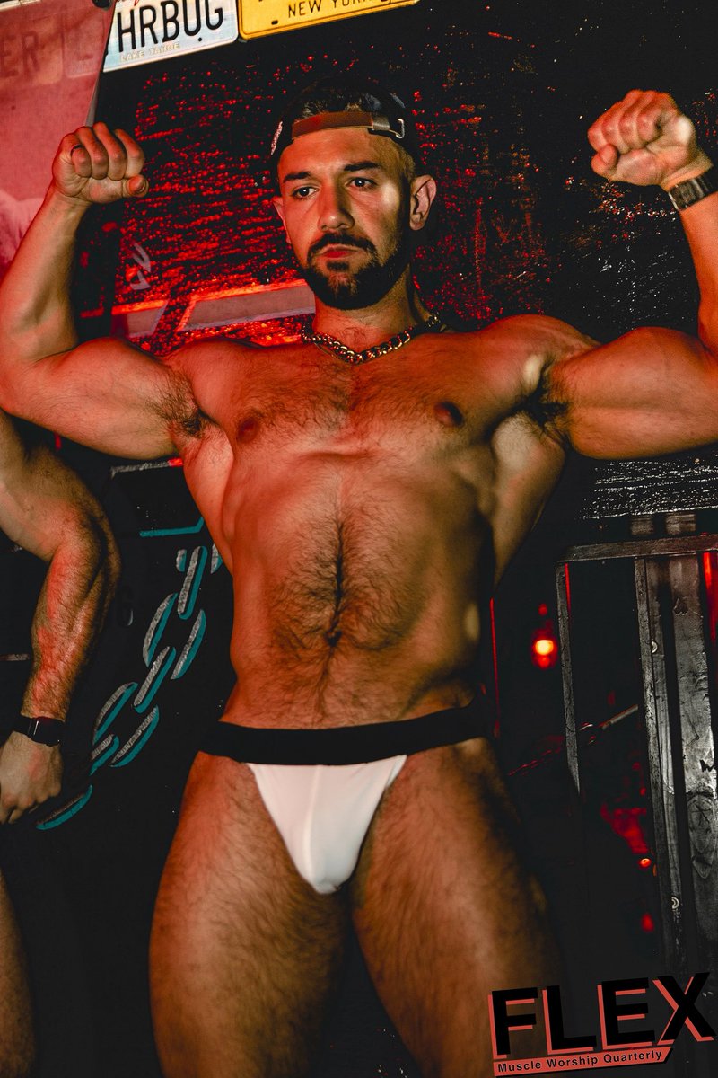 Flex Party tweet media