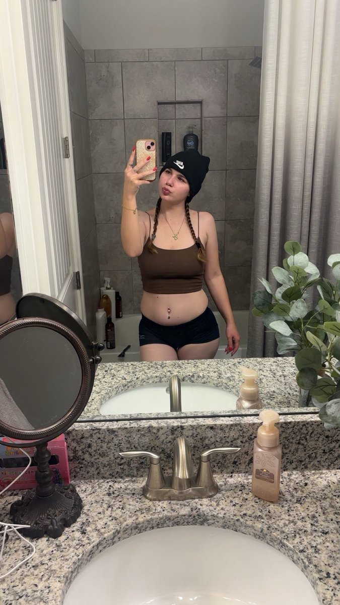 EmGem🕷 tweet media