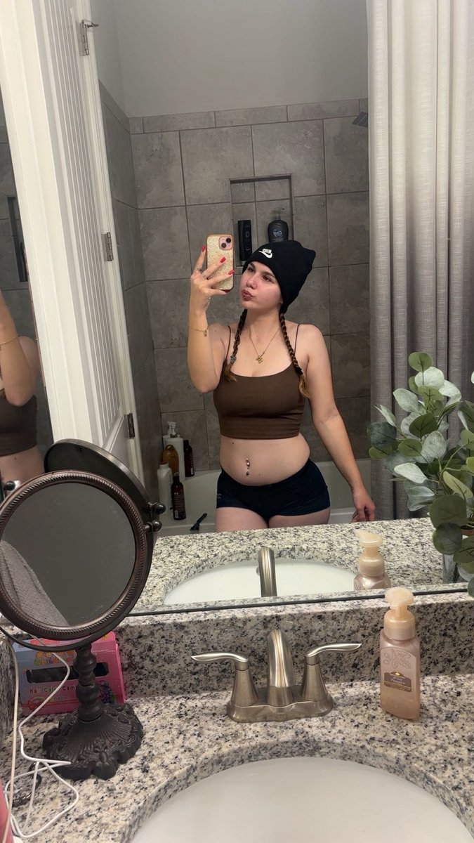 EmGem🕷 tweet media