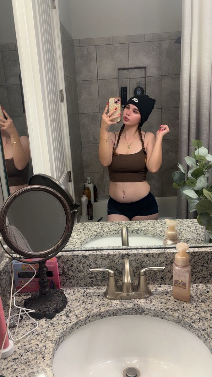 EmGem🕷 tweet media