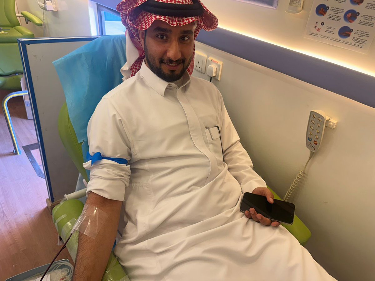 * انطلاقًا من المسؤولية الاجتماعية، نفّذ نادي أصدقاء بنك الدم بالمنشآت الصحية العلاجية الجامعية ، حملة للتبرع بالدم بالتعاون مع مستشفى حريملاء ومستشفى شقراء، وذلك في الكلية التطبيقية بحريملاء.

وشهدت الحملة حضور سعادة محافظ حريملاء الأستاذ مسلط بن ناصر بن سعيدان وسعادة عميد