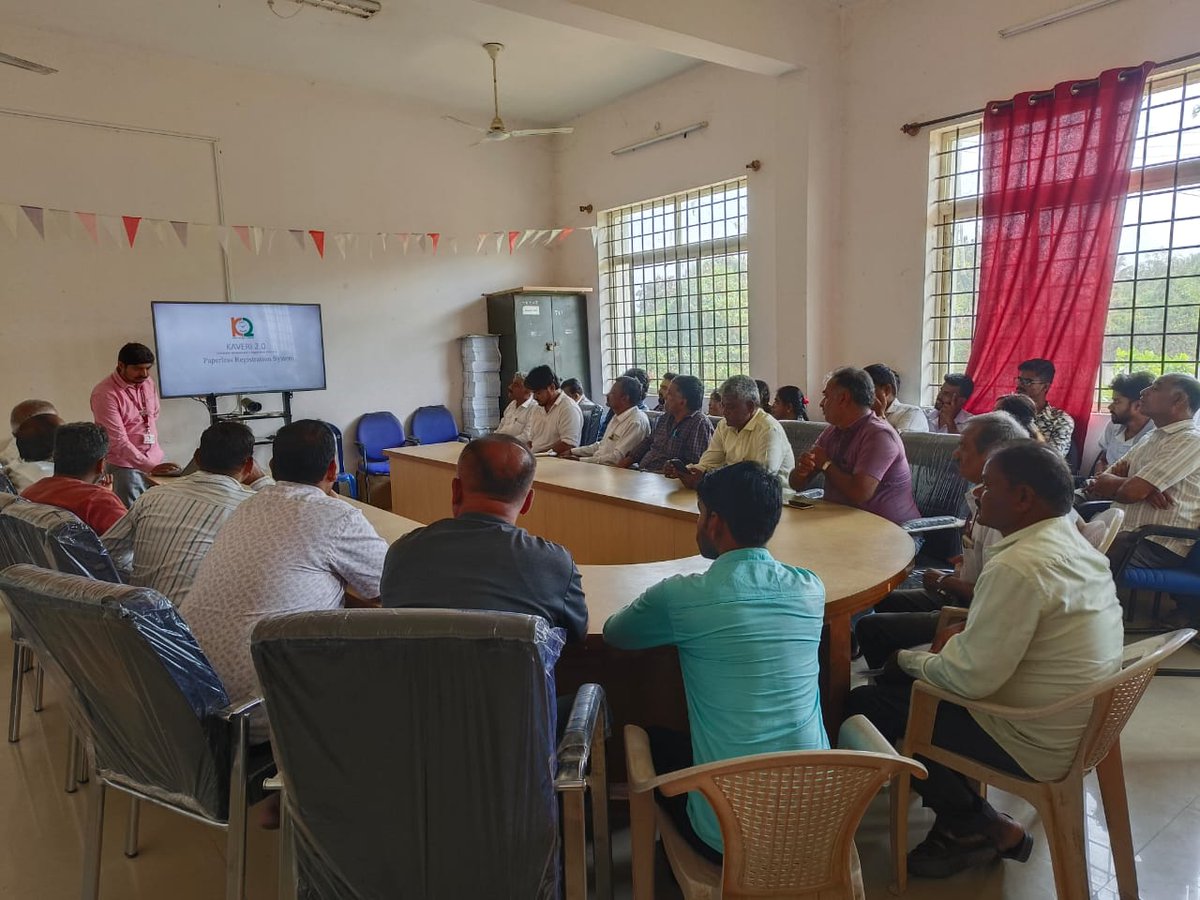 IGRKarnataka's tweet photo. ಕಾವೇರಿ 2.0 ಪೋರ್ಟಲ್ ಅಡಿಯಲ್ಲಿ 'ಕಾಗದರಹಿತ ನೋಂದಣಿ' ಪ್ರಕ್ರಿಯೆಯ ಕುರಿತು ರಾಜ್ಯಾದ್ಯಂತ ತರಬೇತಿ ಹಮ್ಮಿಕೊಳ್ಳಲಾಗಿದೆ.
- ಉಪನೊಂದನಾಧಿಕಾರಿಗಳ ಕಚೇರಿ, ಟಿ. ನರಸೀಪುರ.
#eGovernance #DigitalIndia #stamps #property #propertyregistration #Kaveri2 #DigitalKarnataka #StatewideTraining https://t.co/zo0in4l6eG