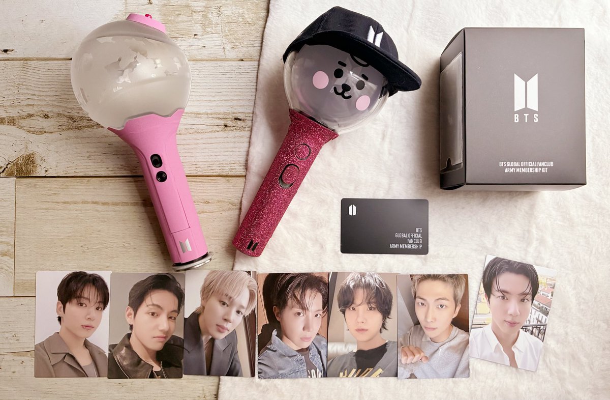 BTSグローバルのメンシプGIFT 開封しました〜♡ 小さいキャップの