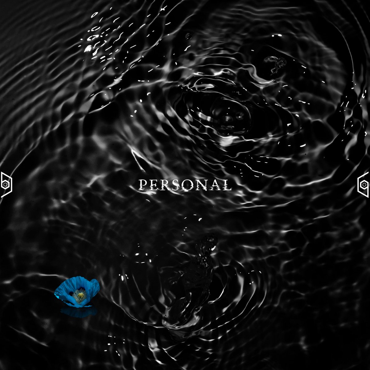 SMARinfo's tweet image. ／
#女王蜂 (@qb_announce )
New Single「#PERSONAL」本日発売💿
＼

▼CD
queenbee.lnk.to/aI0kLs
▼Streaming/Download
queenbee.lnk.to/PERSONAL
▼MV
youtu.be/vhqSCwhcgBY

#女王蜂 #QUEENBEE #qb_PERSONAL  
#地獄楽 #jigokuraku