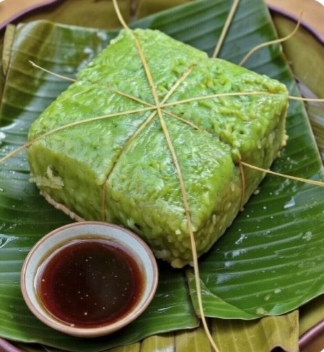 Bánh chưng vốn đã thơm bùi vị nếp, béo ngậy của thịt mỡ, đỗ xanh nên chỉ cần ăn kèm chút gì đó hợp vị là ngon khó cưỡng. Người thì thích chấm nước mắm tiêu ớt, người lại mê dưa hành, củ kiệu cho đỡ ngấy. Có người cầu kỳ hơn thì rán giòn lên rồi chấm