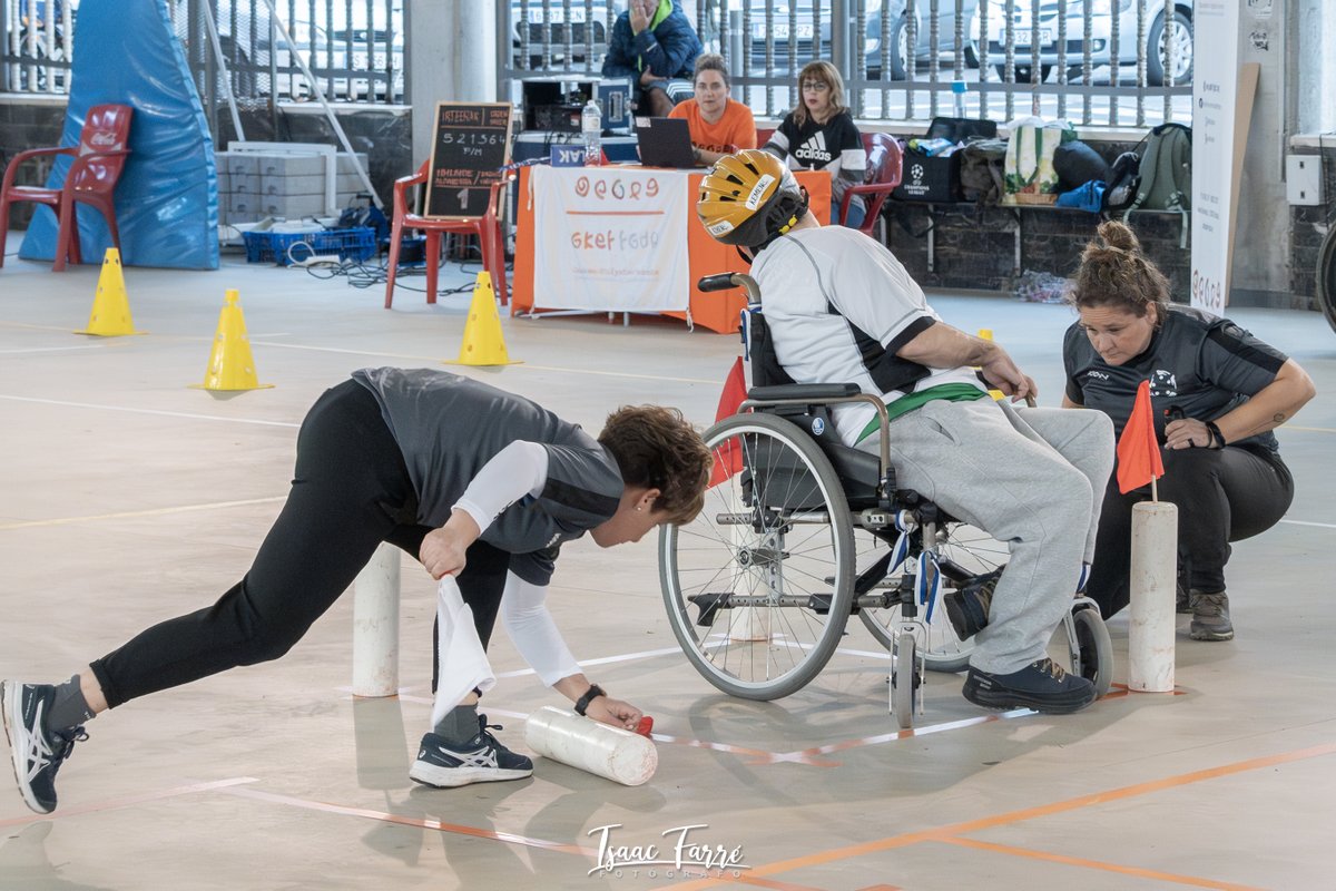 ostadarskt's tweet photo. ♿Euskadiko Slalom Txapelketa 
🗓 Otsailak 15 | 10:00
📍 Mitxelin Kirol Gunea, Lasarte-Oria

Kirol egokitua, teknika eta inklusioa protagonista!
Zatoz ikustera🙌

#OstadarInklusioa #KirolInklusiboa #Slalom 
Ostadar Futbola Ostadar Inklusioa Ostadar Saskibaloia Ostadar Ipar Martxa https://t.co/ehaB2qSJb3