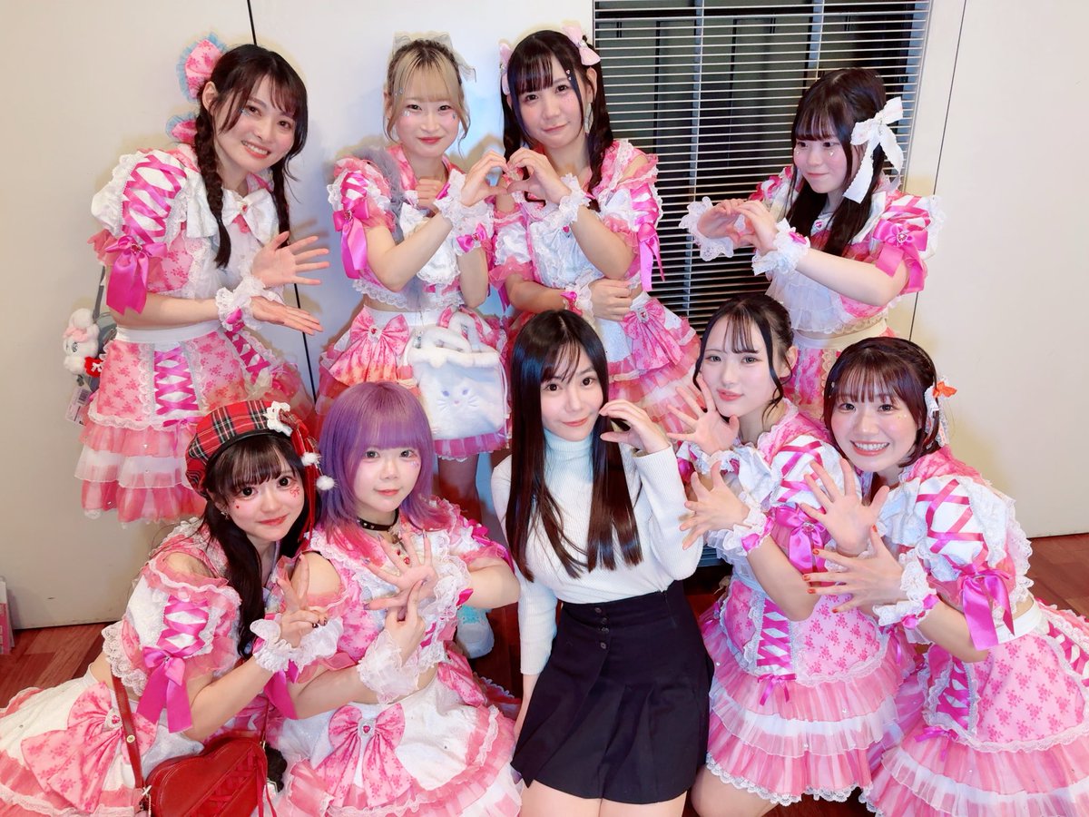 今日はアイドルキャリア対バンライブ史上最高記録の62人に来ていただいて、本当にありがとうございました🙇‍♀️

来週はNewヒロイン1周年ワンマンライブもあるので、気合い入れていきます✨✨