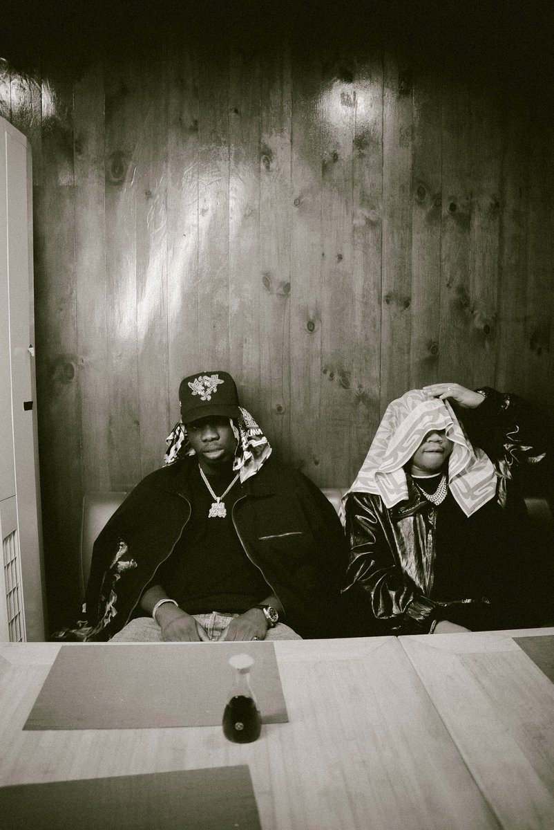 blxckie___'s tweet image. 4LUV2 13FEB.