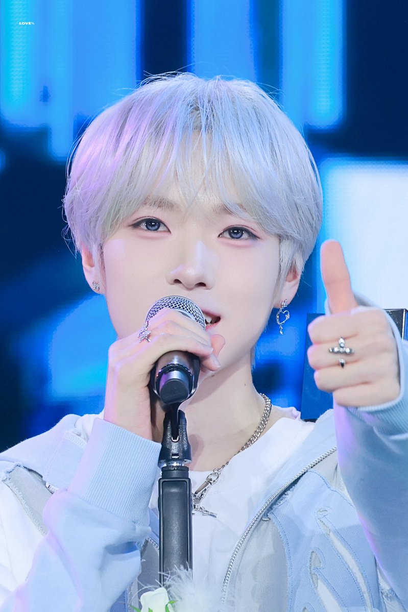 260211

축하해🎉

#사쿠야 #サクヤ #SAKUYA #NCTWISH #엔시티위시