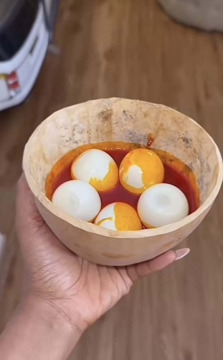 Seunfunmi T. Fash tweet media