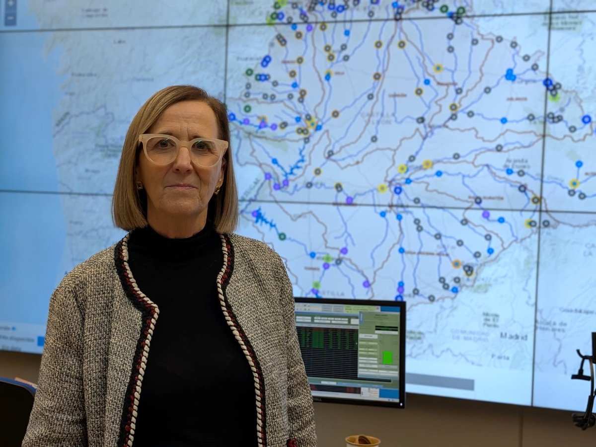 chd_duero's tweet image. Afrontamos los episodios de avenidas sin quitar la vista al #SAIH, una red avanzada de estaciones de aforo, pluviómetros, sensores de nivel y centros de control que monitorizan en tiempo real el comportamiento de la cuenca del #Duero

#TrabajoHumano #Tecnología #Precisión #Visita