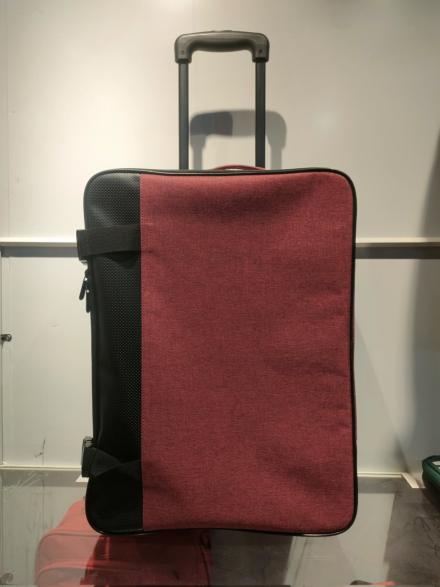 zhipingwang8's tweet photo. folding trolley case  patent bag 2026 new designs manufacturer https://t.co/GQBFXy8qZQ