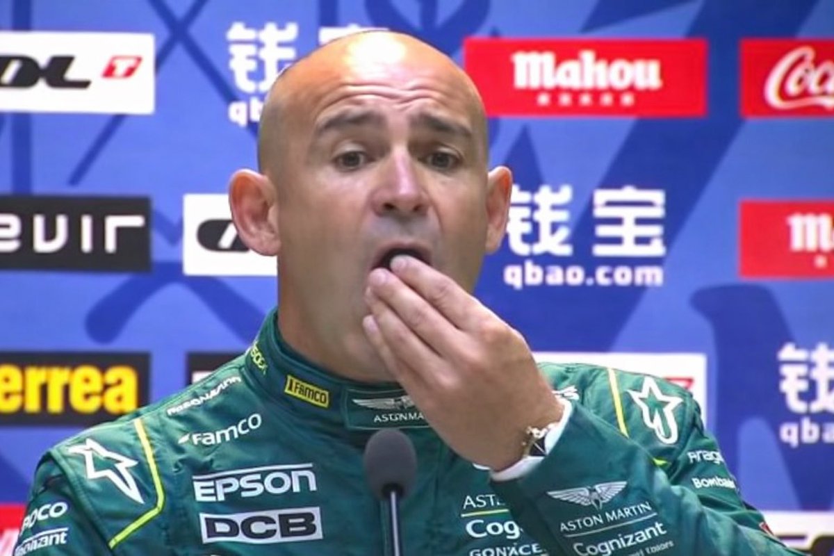 Ogrorroncho's tweet image. + Vamo a ver, ¿El Aston Martin ha superado los 300 km/h?

- Le falta poco.

+ Pues si le falta un poco, no puede pelear por puntos ¿Cómo lo quieres? ¿Cómo lo quieres de claro? Bueno pues ya está, pues vas y se lo dices a Watanabe corre.