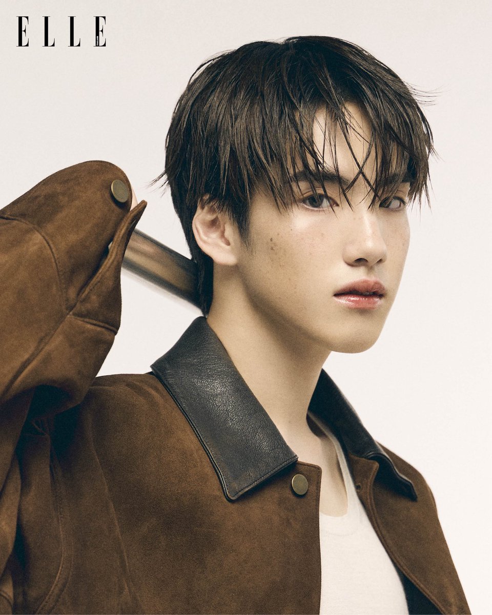 หล่อถูกใจ! เสิร์ฟภาพหนุ่มๆ วง BUS because of you i shine <a href="/BUS_SONRAY/">BUS because of you i shine</a> ที่มาเผยเสน่ห์เฉพาะตัวและส่งต่อเอเนอร์จี้ของคนรุ่นใหม่ผ่านแฟชั่นเซ็ตคอลัมน์ #ELLECrush เดือนกุมภาพันธ์นี้

#ELLEThailand
#ELLECrushxBUS
#BUSbecauseofyouishine
#JINWOOKkim #THAIchayanon #NEXnattakit #PHUTATCHAI