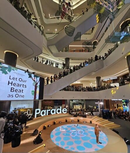 อันนี้คือสถานที่จัดงานน้องดรีมมั้ยนะ ที่เดียวกับมาร์คㅠㅠ
The Parade, ONE BANKGKOK นะคับ

🚈 MRT ลงสถานีลุมพินี ออกประตู 1 
🚈 BTS ลงสถานีเพลินจิต ออกประตู 2 

#ShopeexNCTDREAMEvent