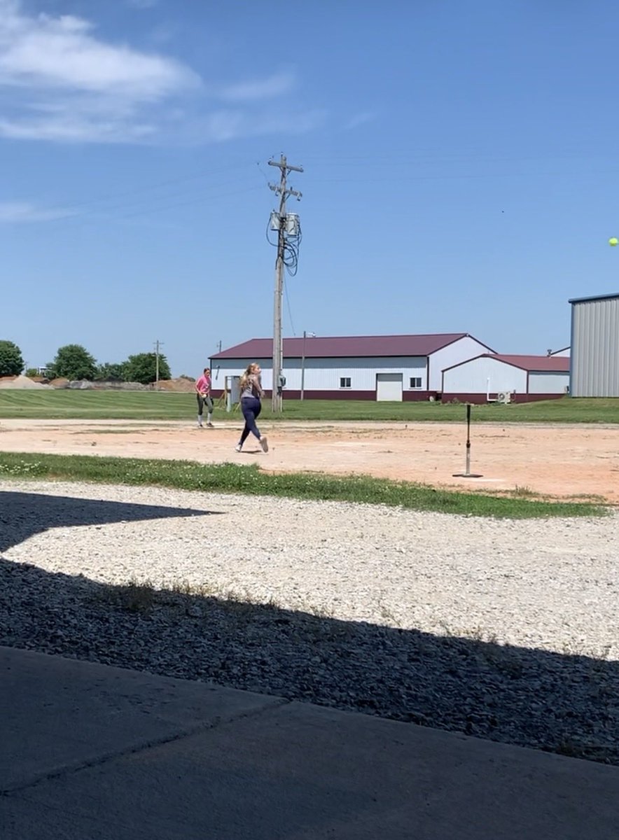 Aly Stier tweet media