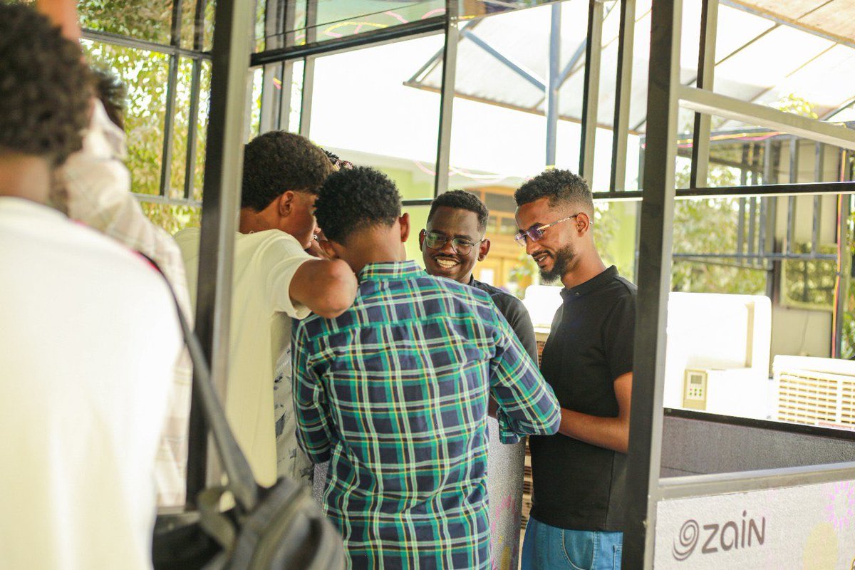 جانب من مشاركتنا في فعاليات جامعه التقانه  كان يوم لذيذ وممتع ولسه مكملين فعاليتنا في جامعات أخرى 🤍🤍🤍🤍🤍#ZainSudan #ZainFUN #zainshabab #zainyouth