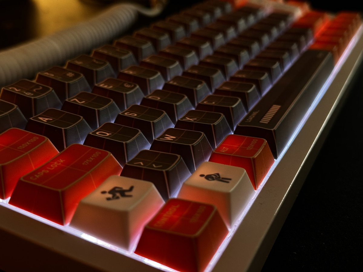 computer napper tweet media