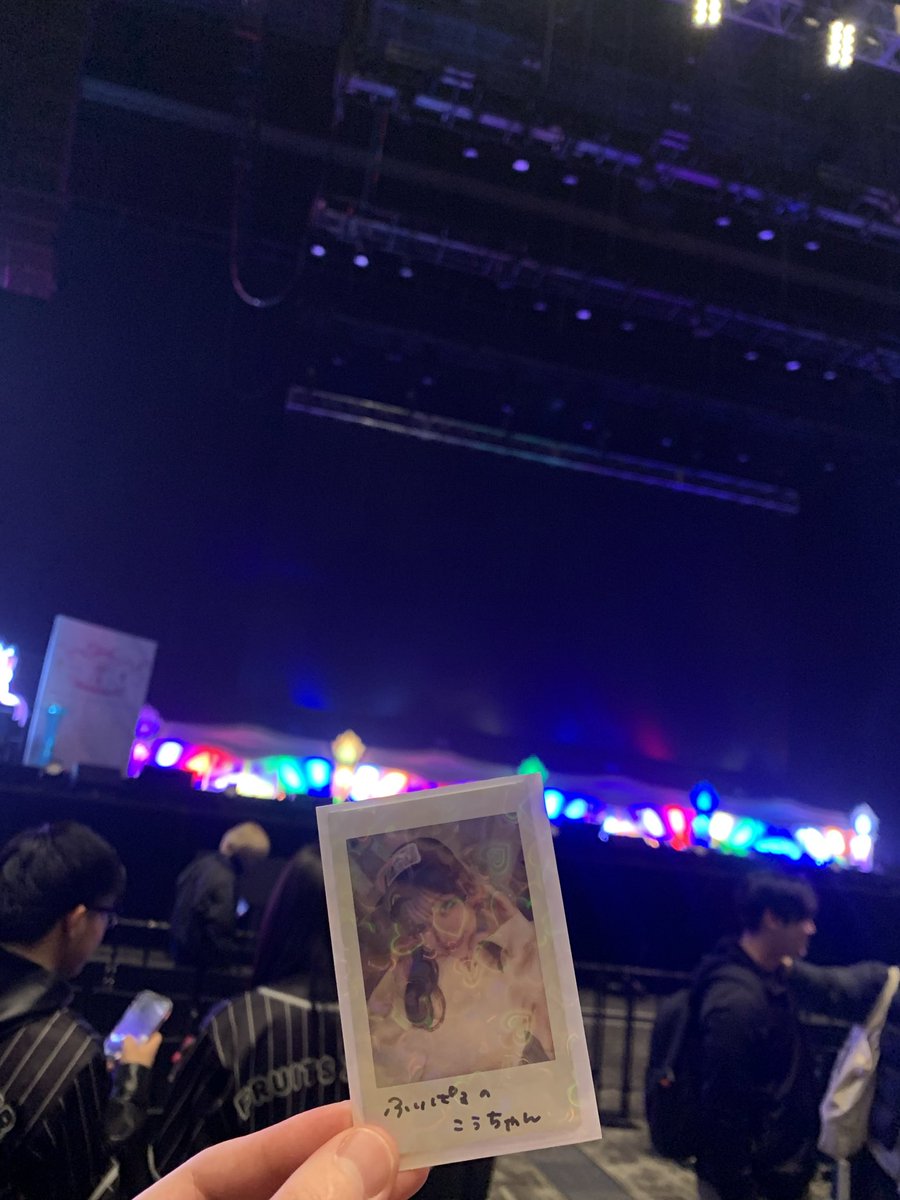 CUS_KouchanFuri's tweet photo. 里紗ありがとういっぱい爆レスくれたのありがとう💛💛
指差しまで最高でした🫵
ほんとに至高でしたりさ大好きや🫶

#古澤里紗
#ふりたんふりむいて https://t.co/LH9UrXuwi6