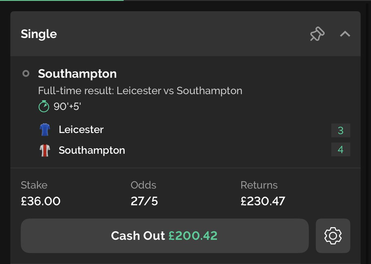 T66NSS's tweet photo. @FootyAccums I’m a Leicester fan and when I saw it was 3-2 I backed the draw, then cashed that out and back Southampton win. It would only let me put £36 on the win, I was going for £50 https://t.co/yJkN3NROhc