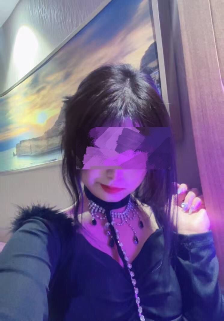 重庆字母墙 tweet media