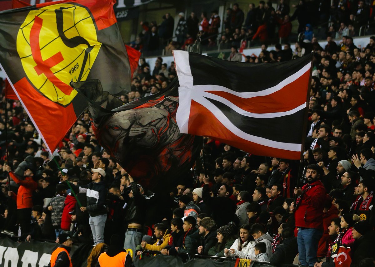 Uzun uzun anlatmaya gerek yok...

Çok önemli bir maç ve biletler satışa çıktı
#Eskişehirspor #Ayvalıkgücü