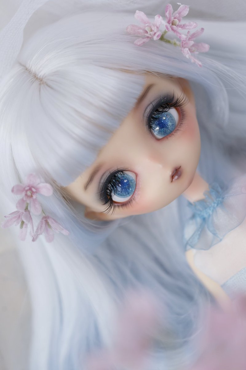 少しメイク調整して写真撮りました。写真セレクト出来次第出品します🩵

#ニアハルモニア
#harmoniabloom