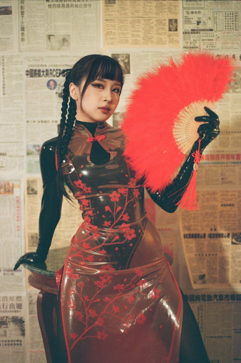 双层乳胶!
2 layer latex
Photo by <a href="/filmnetflick/">FilmNetflick</a> 
Latex by <a href="/forfunbangkok/">FORFUN</a>