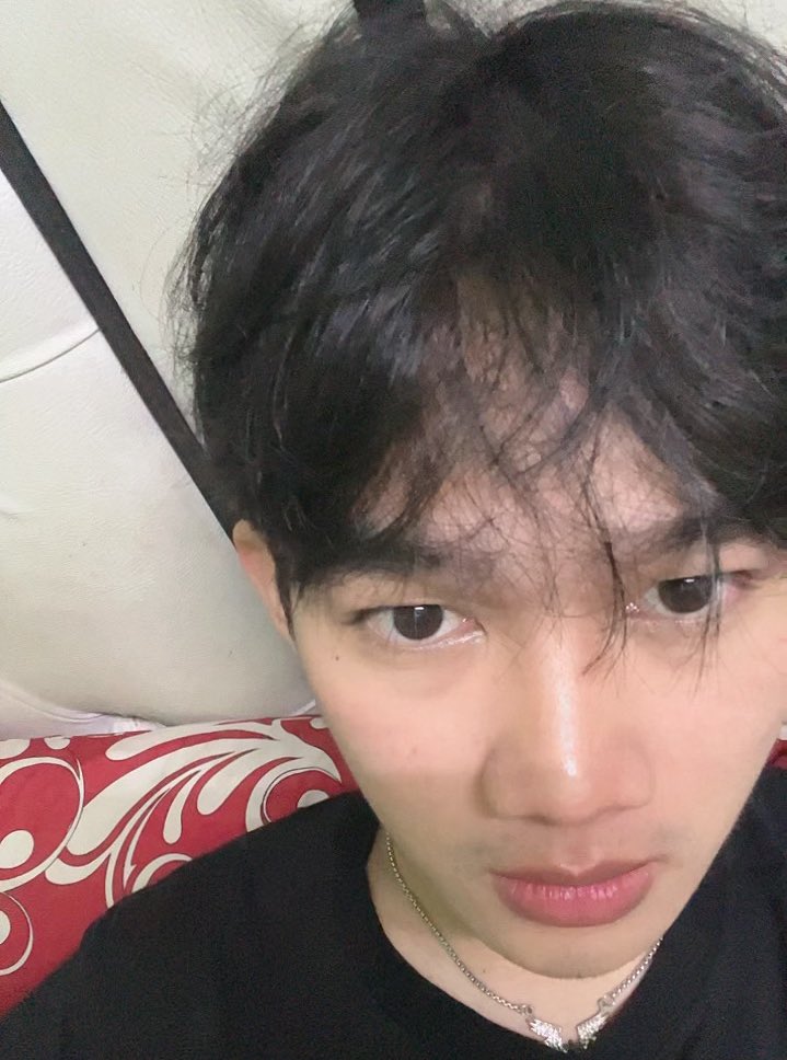 ✮αη✩ tweet media