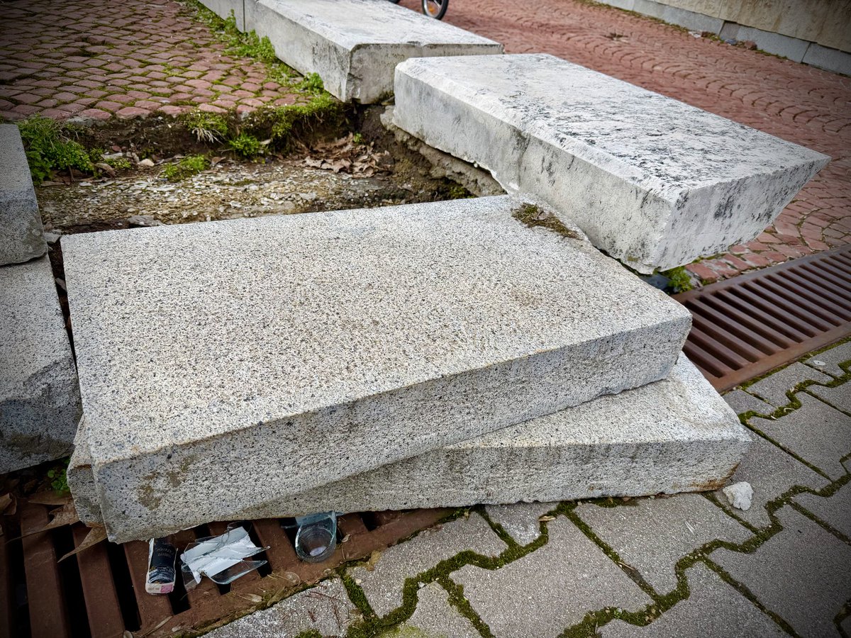 НДК след конгреса на комунягите…