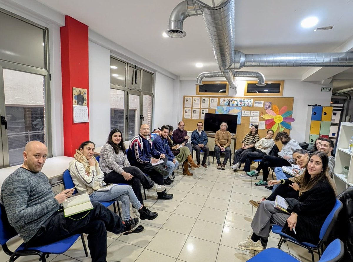 Luis Santamaría del Río 🐦 tweet media