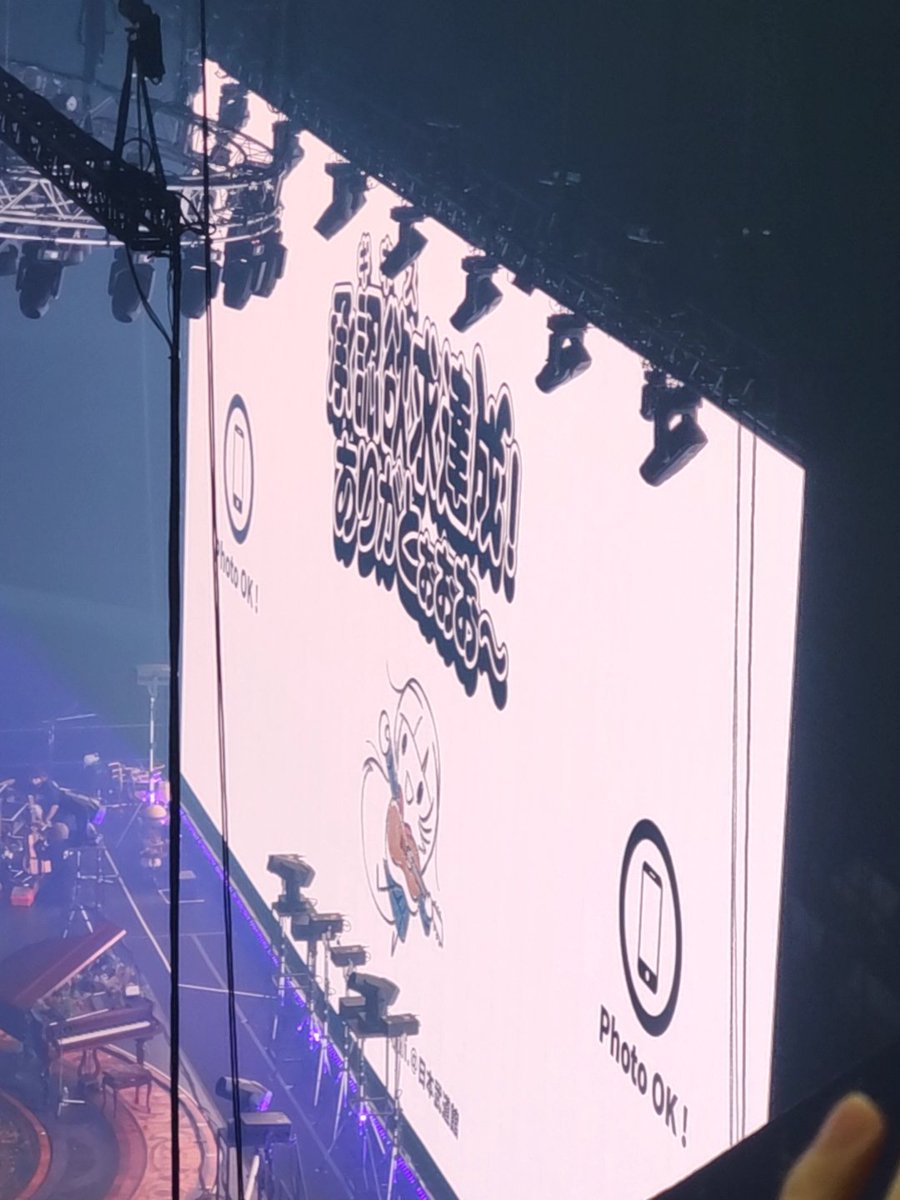 マーク tweet media