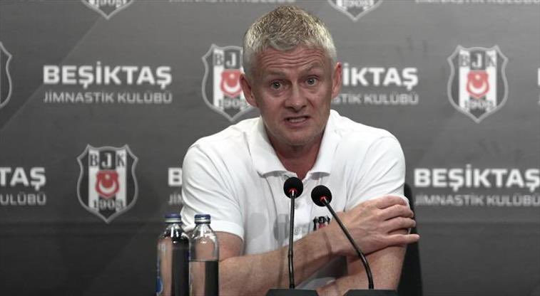 🎙️ Semih Kılıçsoy bende yok hocam. 
Scout tayfa ben ne yapsam 
ayakta alkışlar nasılsa.:)))