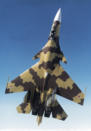 Very neat image (sadly in low res) of Su-37 that I have not seen anywhere else