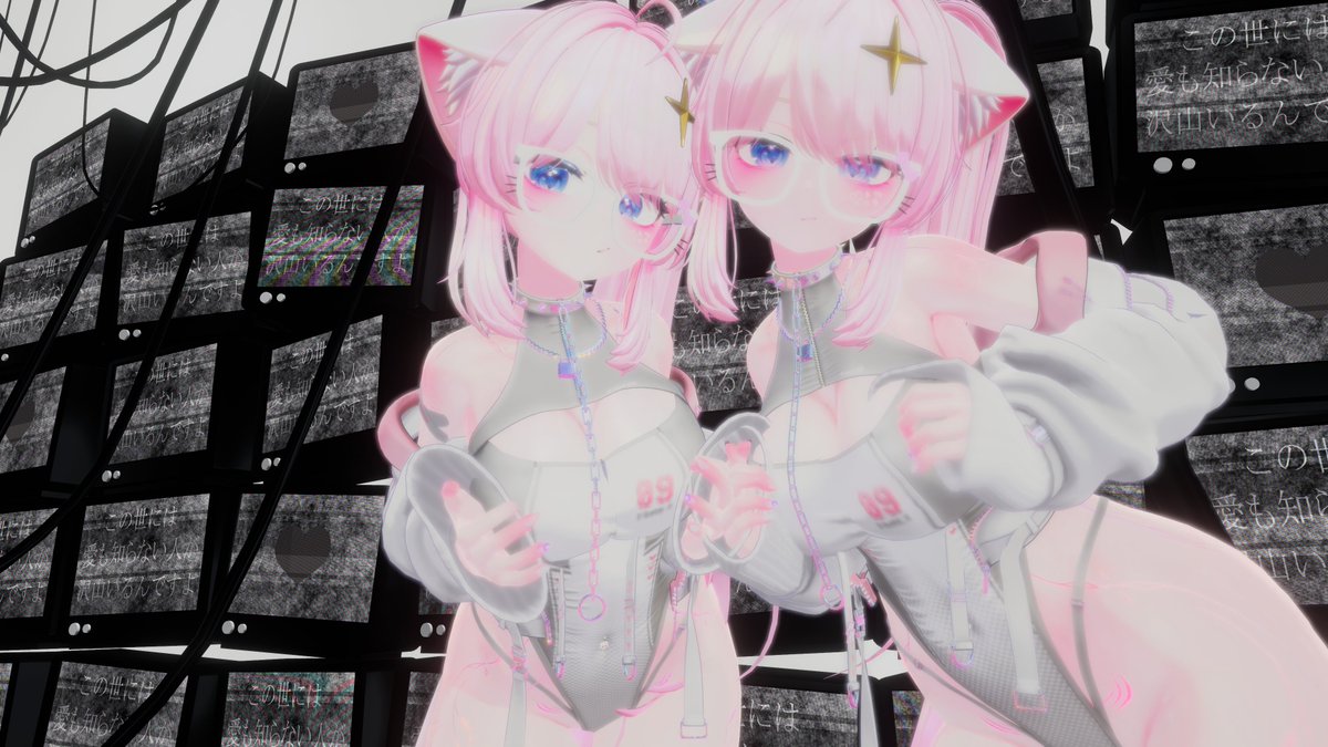 Glitching

#VRChatPhotography #Shinano3D