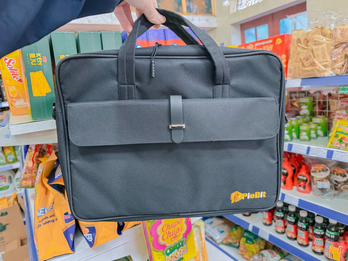 The Anh LDA tweet media