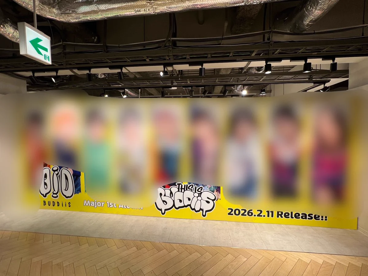HMV&BOOKS SHIBUYA a X: 
