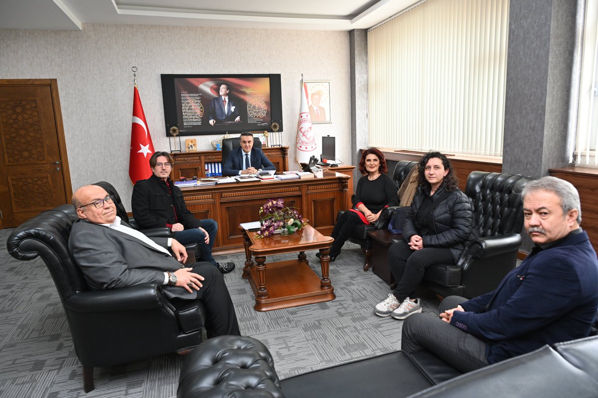 Aktif Yaşam Derneği ve Fatih Yardımlaşma Derneği üyeleri, İl Milli Eğitim Müdürümüz Emre Çalışkan'ı ziyaret etti.

<a href="/emre_caliskan/">Emre Çalışkan</a>
<a href="/Yusuf__Tekin/">Yusuf Tekin</a>
<a href="/tcmeb/">Millî Eğitim Bakanlığı</a>