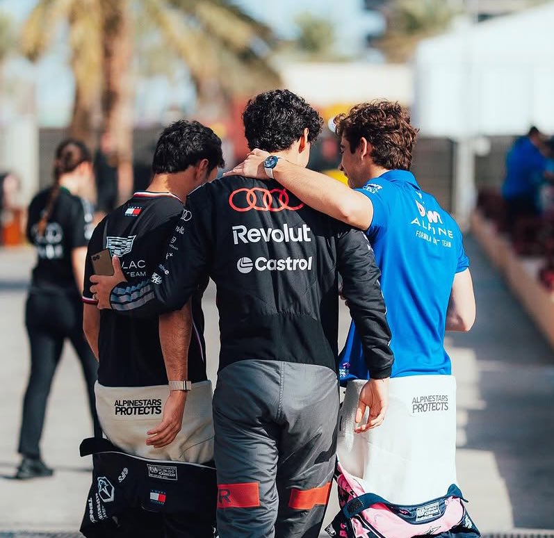 tina43arg's tweet image. No puedo creer que lo hayan hecho canon