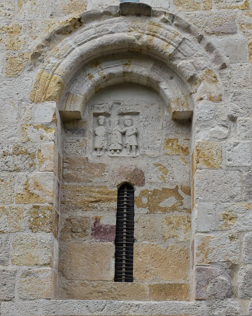 Románico en España tweet media