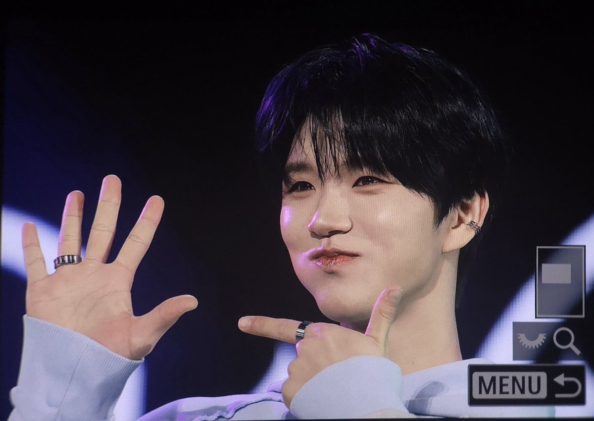 woodie_0621's tweet image. 260211 😆 #재희 #엔시티위시 #JAEHEE #NCTWISH #ジェヒ #대영