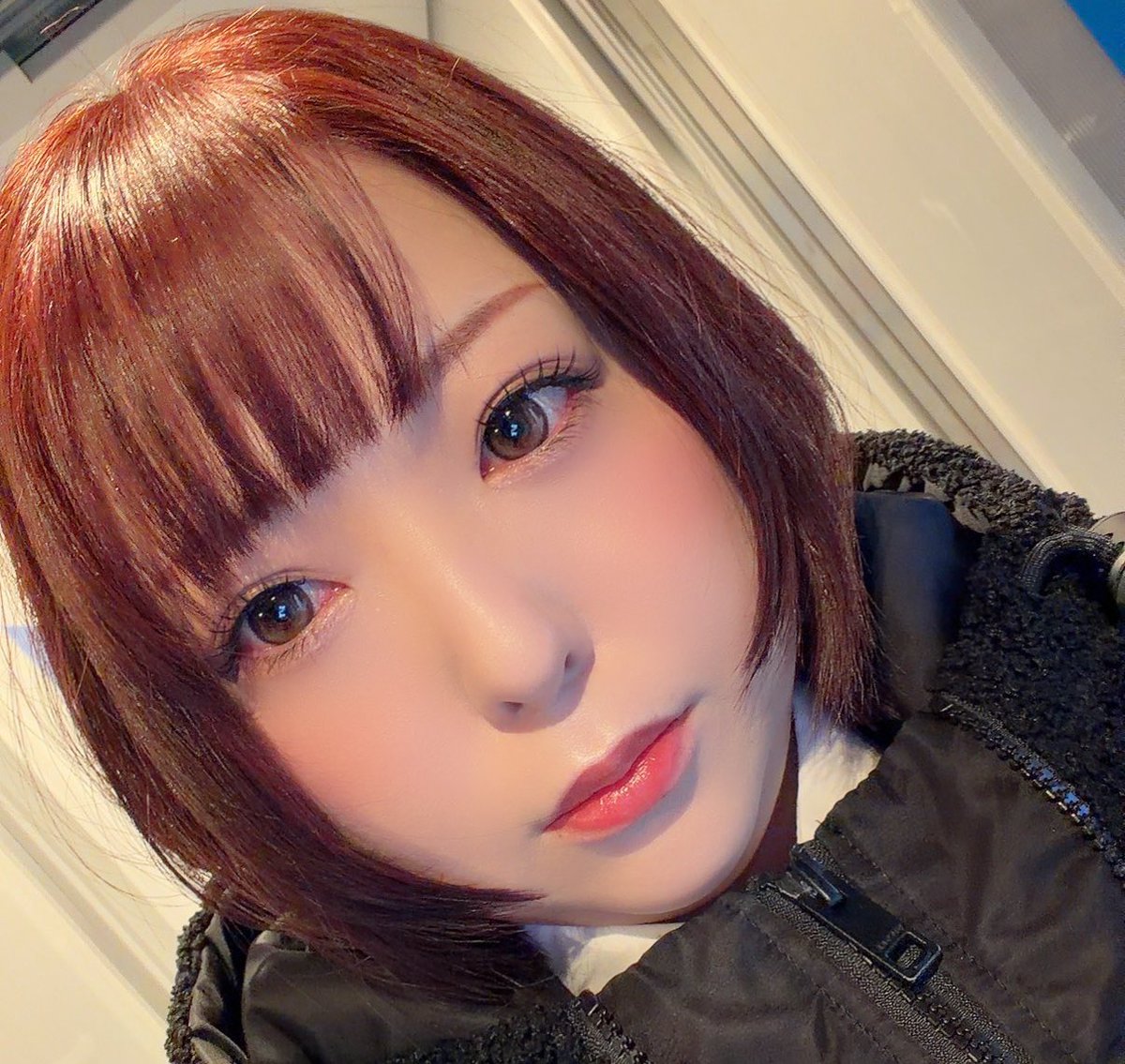 sasakipachislot's tweet photo. ←ワシ　　　　　　お姉ちゃん→

ちな性格はギャンブラー以外完全真逆なんだけど似てるかこれ⁉️ https://t.co/9V5HomJ3yk
