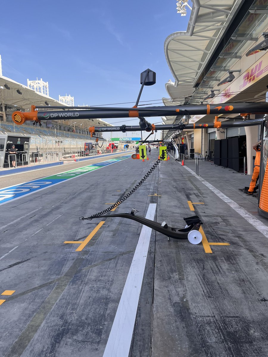 Adrian Wybrott tweet media