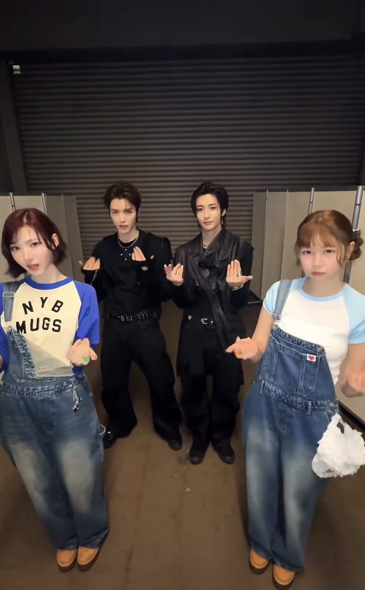 하투하 hbn들이랑 올옵유 챌린지 올라왔는데
성찬영 이 빅가이들 영원히 무릎 굽히고 잇는게 넘 웃김