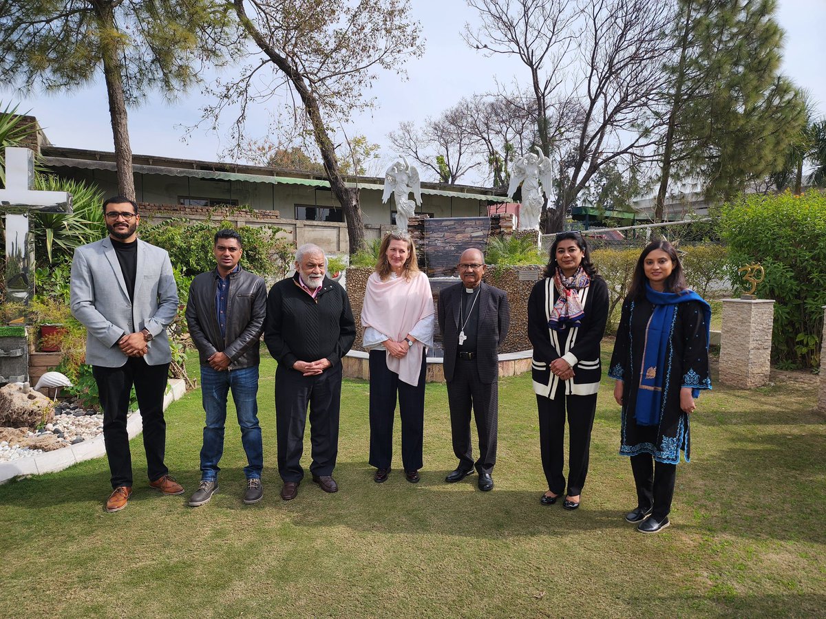 Sweden in Pakistan tweet media