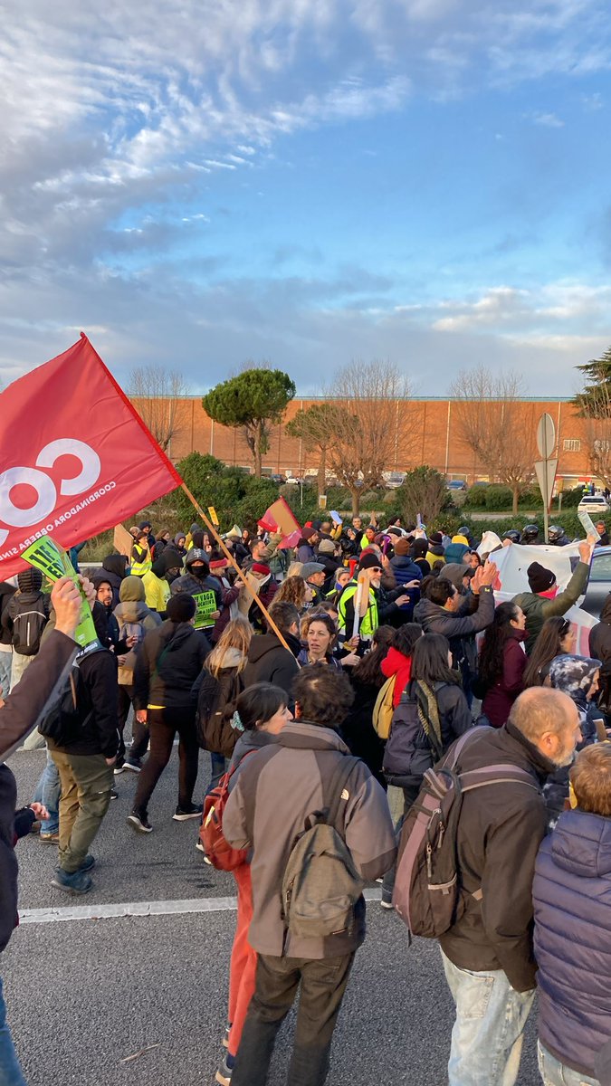 COS Educació tweet media